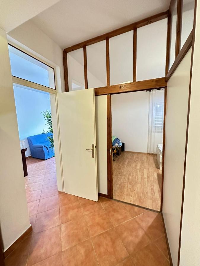Apartments With A Parking Space مالي لوشينغْ المظهر الخارجي الصورة